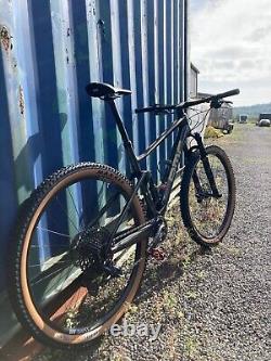 BMC Fourstroke 01 LT Two 2022 Space Black / Gold Large, very light use