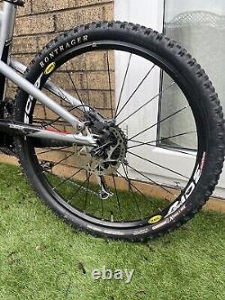 SCOTT SPARK 30 full suspension Carbon mtb 26 Wheels Full Lockout Front And Rear
