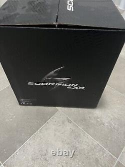 Scorpion EXO-1400 Size M Air Helmet Carbon