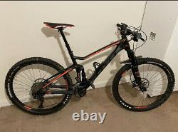 Scott Spark 710 full carbon MTB Mens Size Medium mountain bike